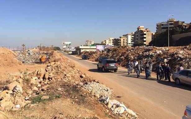 سكان دوحة الحص أقفلوا المكب المستحدث
«لقاء الاندية» في النبطية قدم إخباراً الى القضاء «بالفساد» القائم في معالجة النفايات