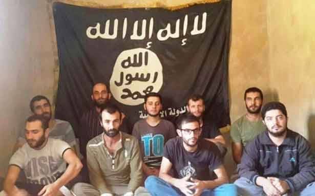 اهالي العسكريين: كيف يحتفلون بالاستقلال وتسعة من جنودهم بالاسر؟