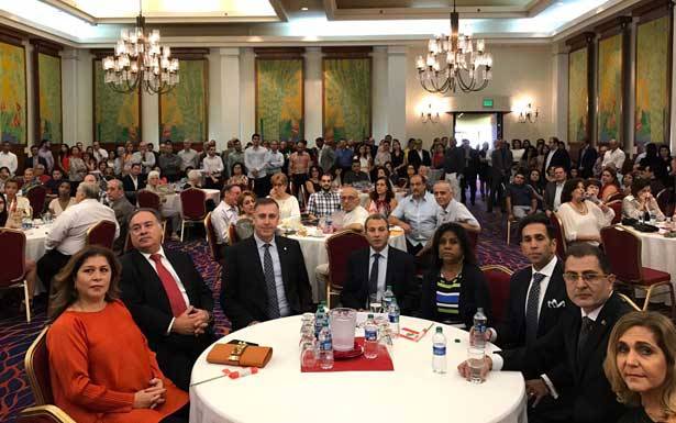 باسيل من البرازيل : إذا أعطينا أرضنا للغرباء
لن يبقى لبنان رسالة العيش بين المسيحيين والمسلمين