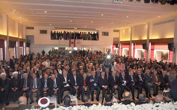 «البعث» أحيا ذكرى قيامة «الحركة التصحيحيّة»
السفير السوري : لدحر الإرهاب ومُموّليه
