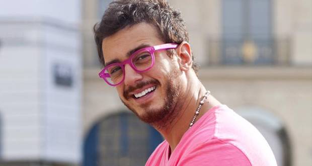 بالفيديو.. وقفة تضامنية مع لمجرد أمام السفارة الفرنسية في الرباط