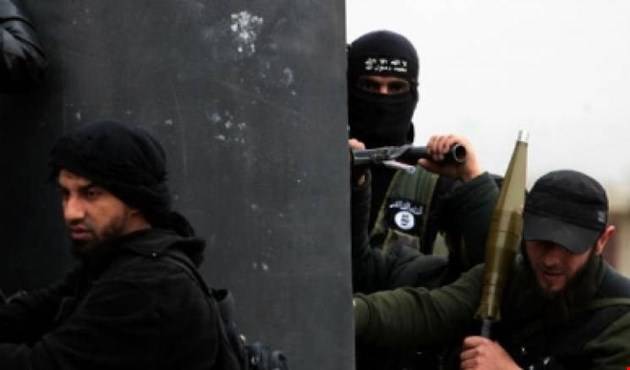 القناة 2 الإسرائيلية: يجب تسليح المعارضة في وجه الأسد وحزب الله وداعش