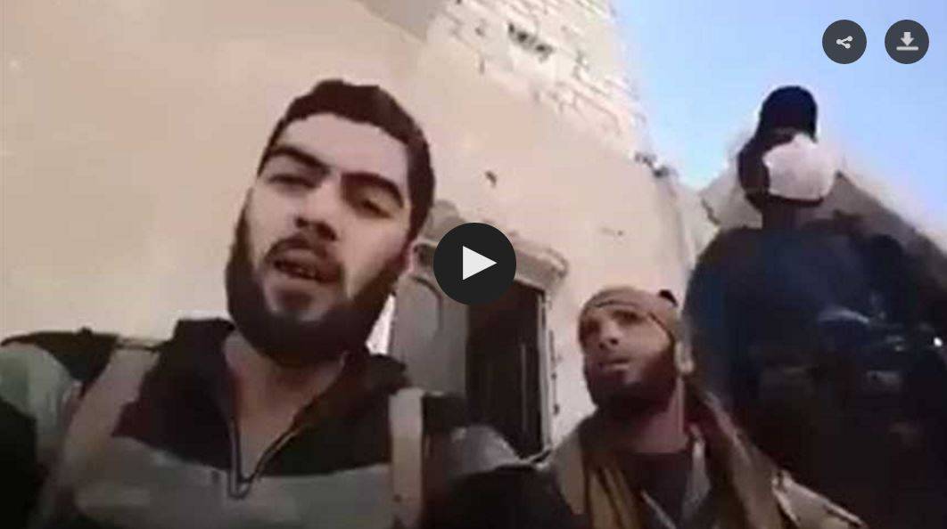 بالفيديو..التخوين بين المسلحين: تركتم حلب لمقاتلة داعش مقابل 200 دولار