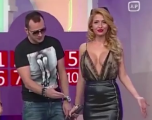 بالفيديو: 