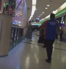 بالفيديو: تحرَّش بزوجته فحاول رميه من..