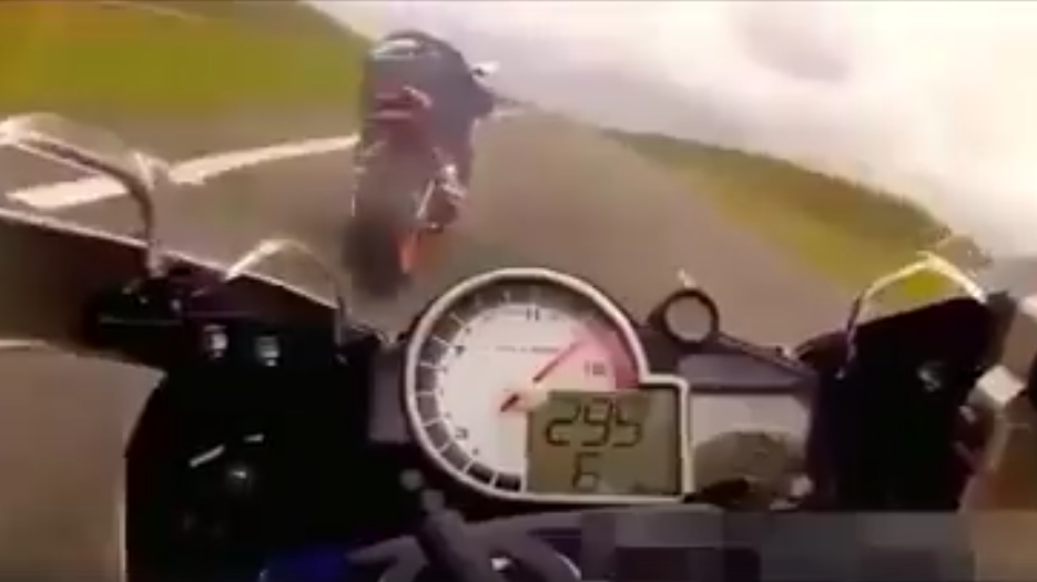 فيديو مرعب قد يصيب بعضكم بنوبة قلبية!!