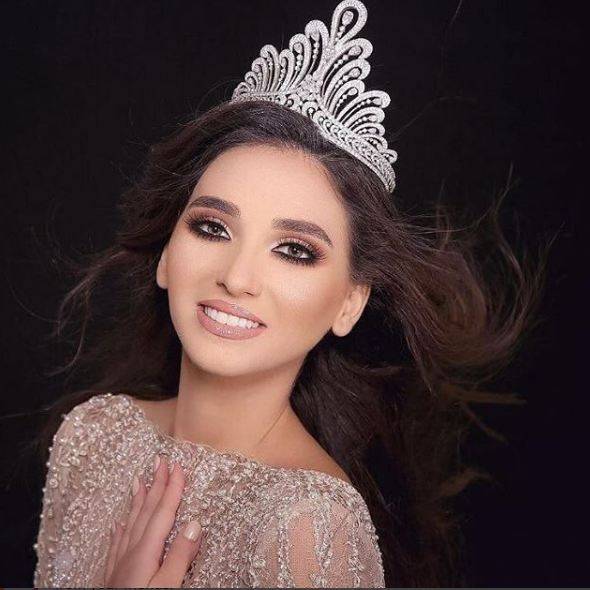 ملكة جمال لبنان تفاجئ جمهورها على الانستغرام بـ”بدلة رقص”