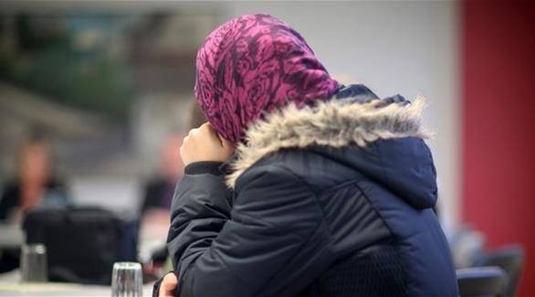 ألمانيا: سائق ترام يطلب من امرأة مسلمة النزول بسبب حجابها