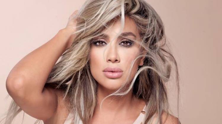 شاهدوا الصورة المؤثّرة التي جمعت مايا دياب بابنتها الوحيدة!!