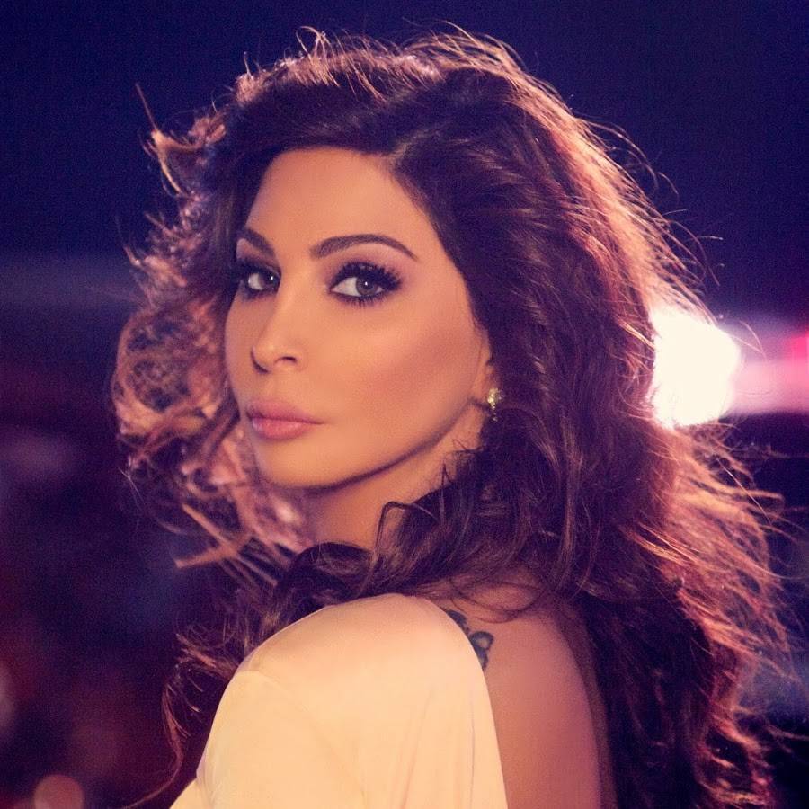 بالصورة: إليسا تطلق مبادرة إنسانية لمساعدة طفل بحاجة لعملية طارئة!