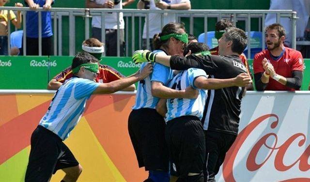 افتتاح أول ملعب كرة قدم للمكفوفين في الأرجنتين