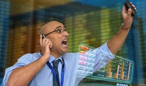 اليورو في أدنى مستوياته منذ مارس 2015 إثر رفض الإيطاليين إصلاح رينتسي