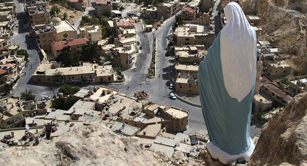 فرنسا...أمر قضائي بإزالة تمثال للسيدة مريم العذراء