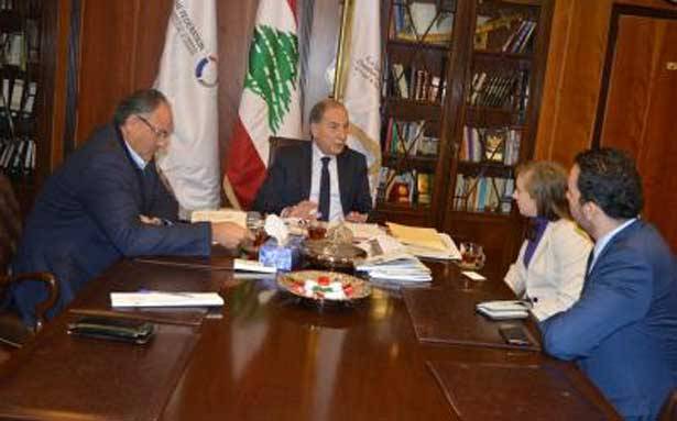 إطلع على مشاريع التنميّة الإجتماعيّة
وفد السفارة البريطانيّة
زار غرفة طرابلس