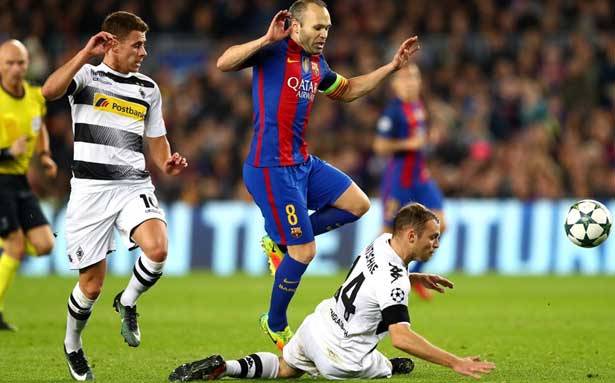 دوري أبطال أوروبا في كرة القدم :
برشلونة يفوز برباعية وبايرن يثأر من أتلتيكو