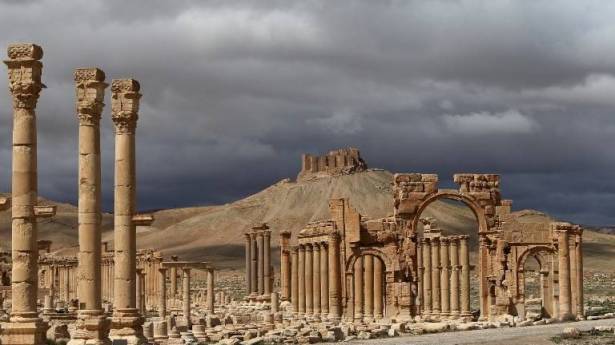 "داعش" على مسافة خمسة كيلومترات من تدمر!