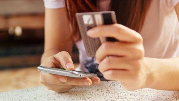 أكبر عملية احتيال بالسعودية.. بطلتها فتاة!