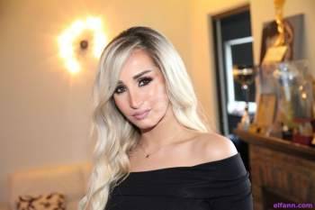بالصورة وليد المسيح ومايا نعمة يتبادلان قبلة حارة ..بالصورة