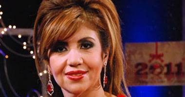 بالصورة: أول ظهور لبوسي شلبي بعد وفاة محمود عبدالعزيز.. شاهدوا كيف بدت!!