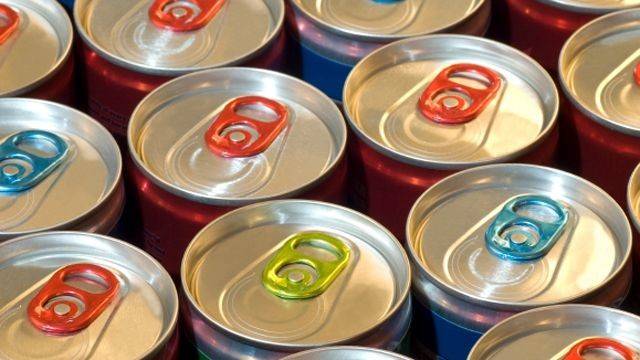 الخطرُ يداهمكم.. مرضٌ قاتل تسبِّبه مشروبات الطاقة!