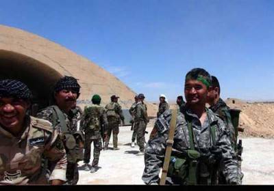 ايران تعلن عن تواجد عناصر من فيلق “فاطميون” الذي يضم مسلحين أفغان لوقف تمدد تنظيم “الدولة الاسلامية” في مدينة تدمر