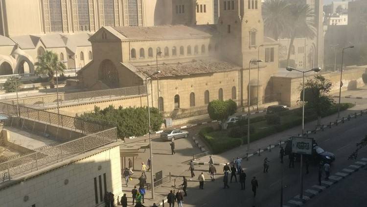 بالصور: انفجار يهز مصر!!