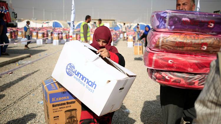 أول طائرة مساعدات إنسانية أوروبية لنازحي الموصل