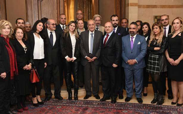 برّي عرض قانون الانتخابات
مع «تجمّع الهيئات المدنيّة»