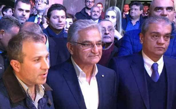 باسيل في إضاءة شجرة «بنك بيروت» في البترون :
لقانون انتخاب يعتمد النسبيّة والانتخابات في موعدها