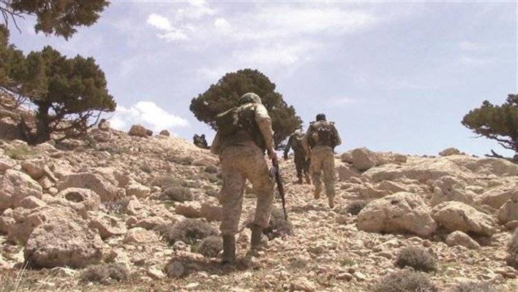 بالصور: هكذا إحتفل مجاهدو المقاومة بالنصر في حلب!
