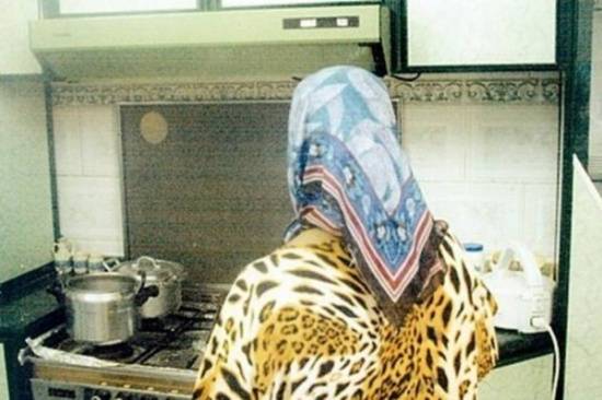 بهذه الطريقة عذّبت سيدة إماراتية خادمتها حتى الموت!!