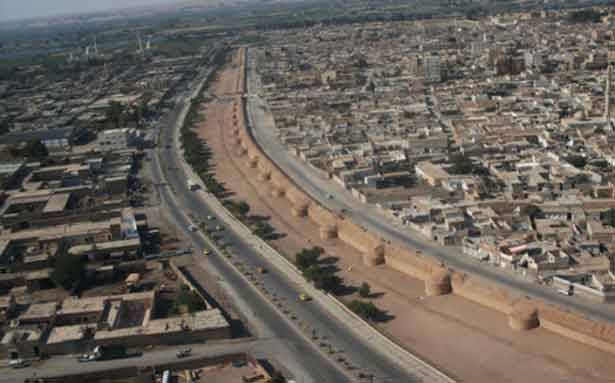 من يُفاوض النظام؟