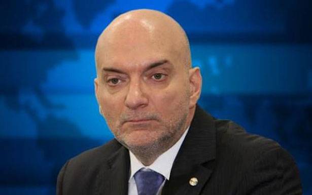 دعا الى «التجديد النوعي في نشاط القطاع»
حكيم عرض تقرير لجنة هيئات الضمان
حول الإحصاء السنوي لقطاع التأمين