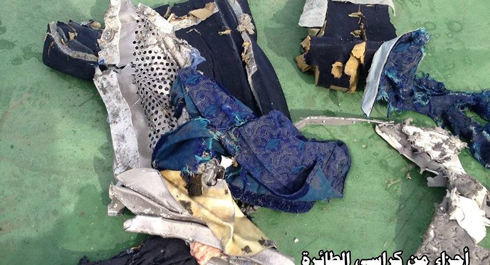 وزارة الطيران المصرية: العثور على آثار متفجرات في رفاة ضحايا طائرة مصر للطيران المنكوبة