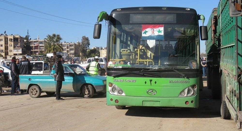 إجلاء 50 ألف شخص من حلب وبعضهم يطلبون نقلهم لتركيا