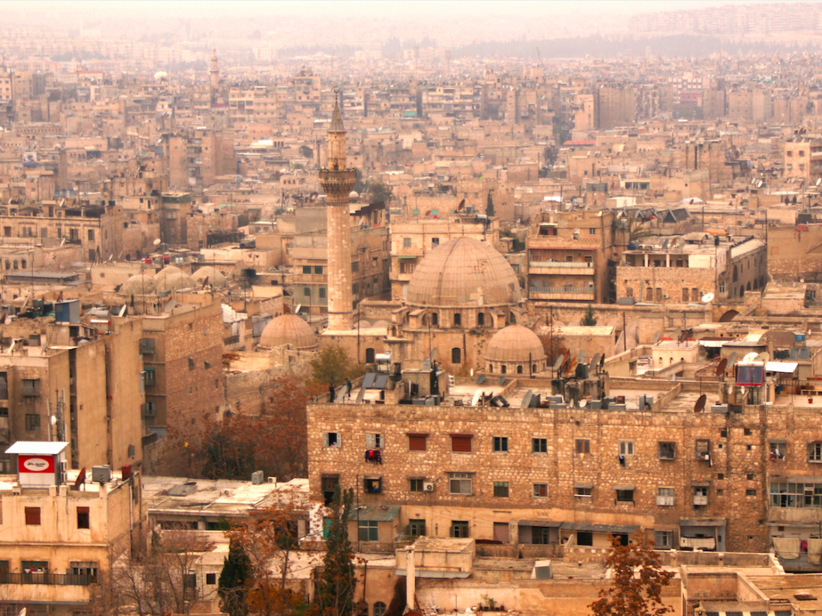 بوتين يوجه بإخراج المسلحين المتبقين من حلب