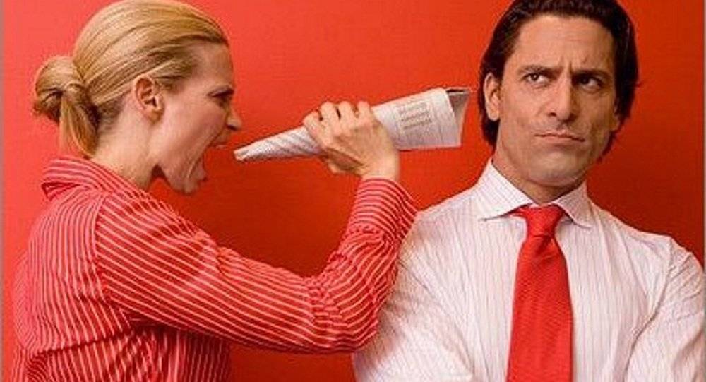 أهمل زوجته واهتم بـ"الفيسبوك".. فعاقبته بهذه الطريقة الغريبة