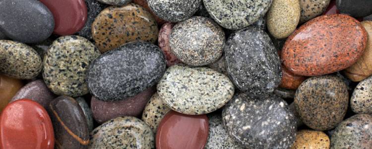 هل تنمو الصخور مثلها مثل باقي الكائنات الحية؟ الجواب سيصدمك