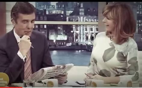 بالفيديو: شاهدوا... مذيعة تمزّقت ملابسها على الهواء مباشرة وهكذا تصرفت!