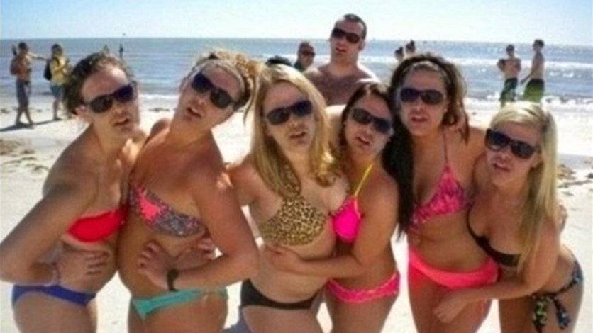 هل بإمكانكم معرفة الخطأ في هذه الصورة؟