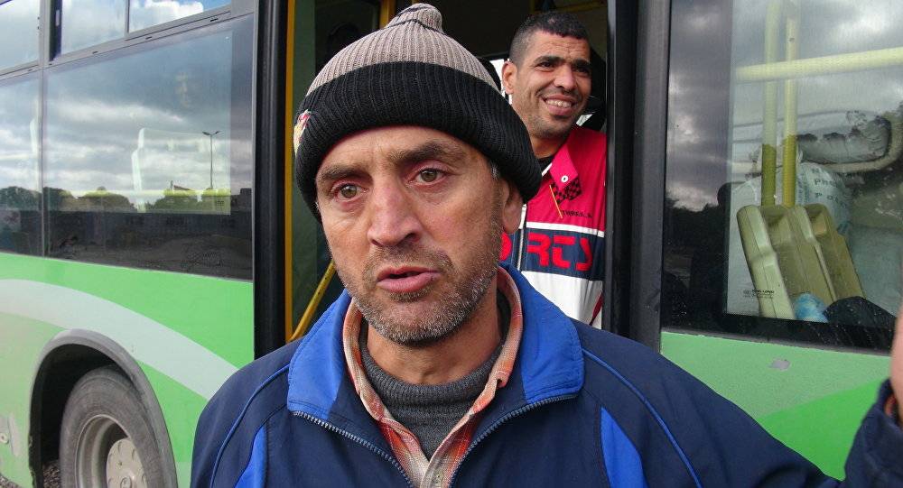 بالفيديو والصور...لهذا السبب ركب سكان حلب المتواجدون في اللاذقية الباصات الخضراء