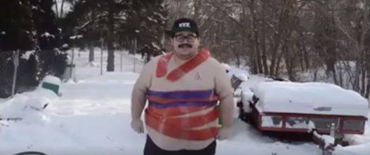 بالفيديو: فخخ نفسه وانفجر..دون ان يموت