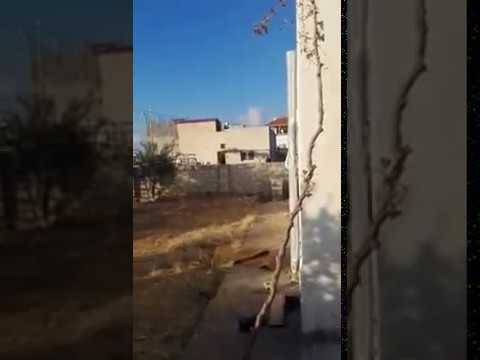شاهد بالفيديو اشتباكات مسلحة بين الامن الأردني ومسلحين بالكرك