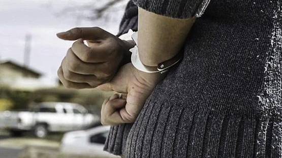 في جبل لبنان  تزوير و انتحال صفة واستعمال مزور...
