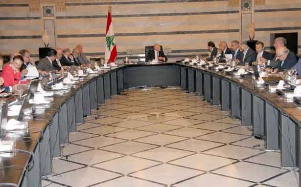هل تكون حكومة العهد الاولى نسخة عن حكومة سلام؟