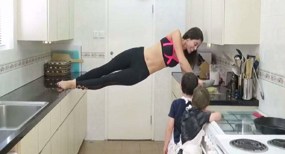 بالفيديو: ما فعلته هذا الفتاة الجميلة لا يصدق