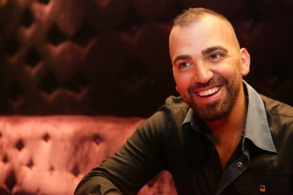 نجوى كرم وأهل الفن يعايدون ناجي أسطا