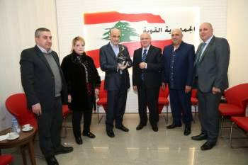 جعجع يعرض مع شلهوب الأوضاع الاقتصادية بموسم الاعياد