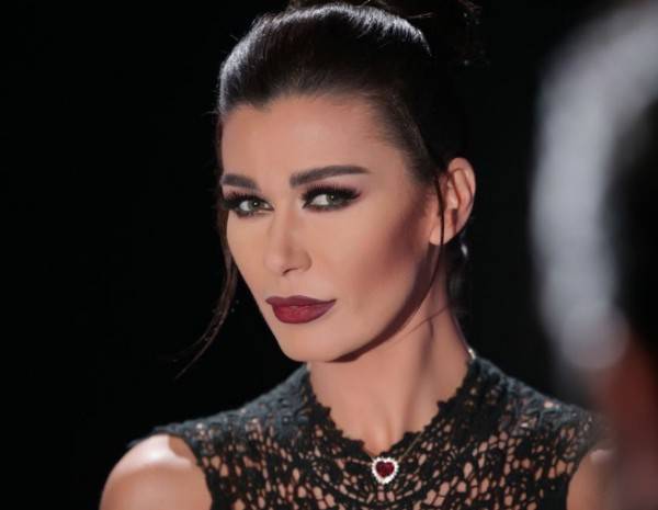 بالصور: لهذا السبب اجتمعت نادين الراسي بطليقها