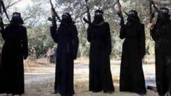ابنة الـ21 عامًا.. أرادت اللحاق بعشيقها الذي يقاتل في صفوف 